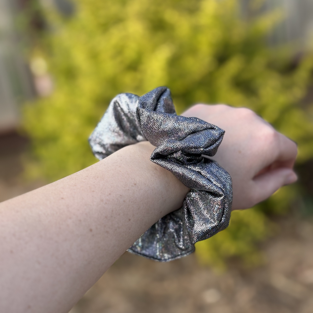 Scrunchie Black Holographic Knit