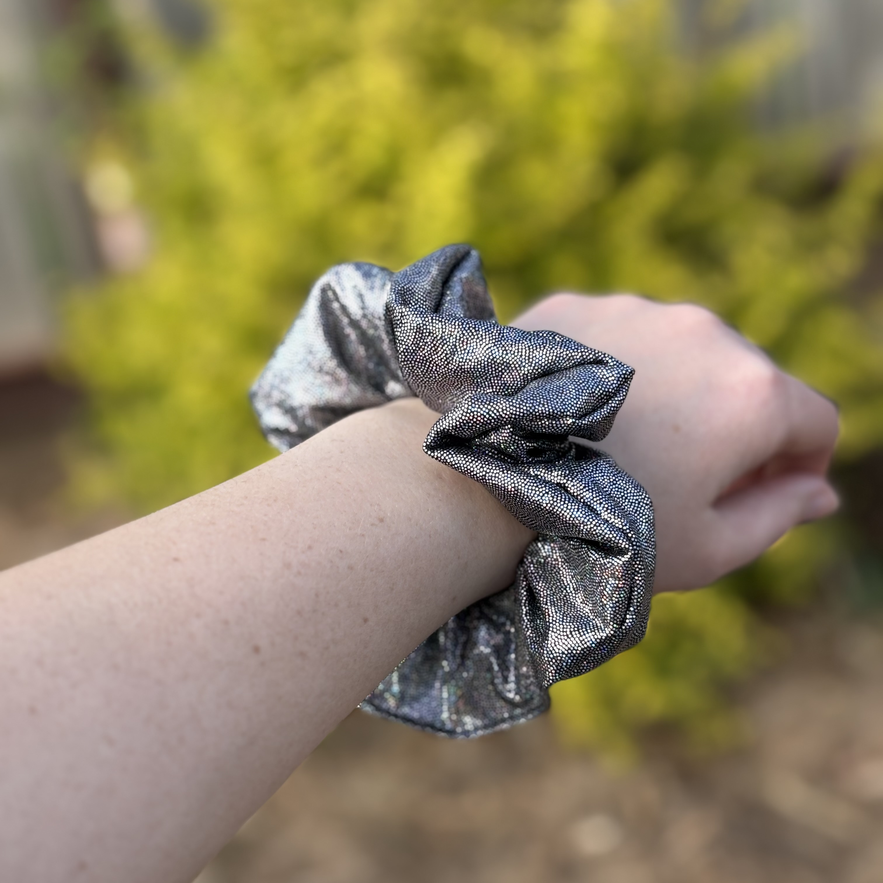 Scrunchie Black Holographic Knit