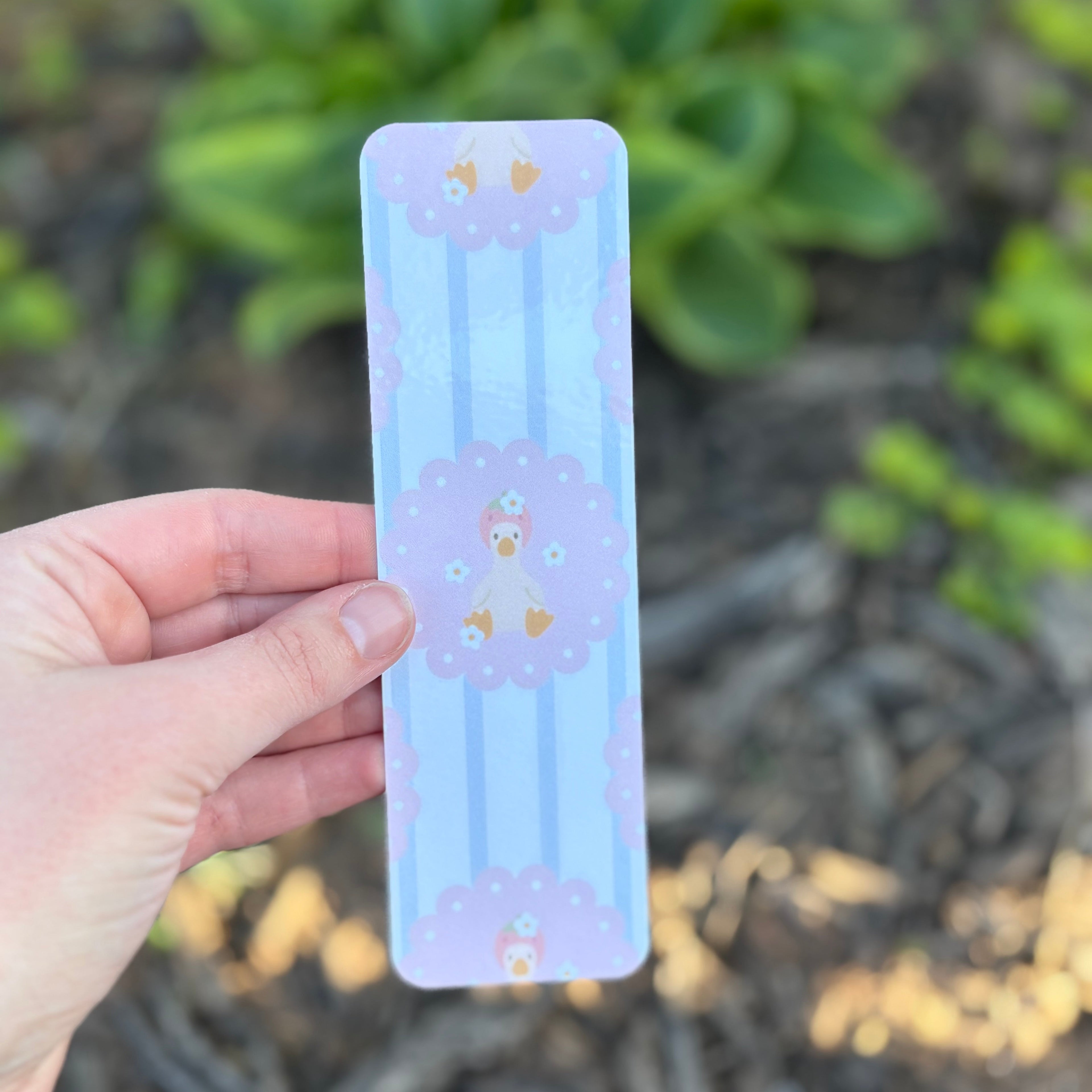 Bookmark Blue White Berry Duck