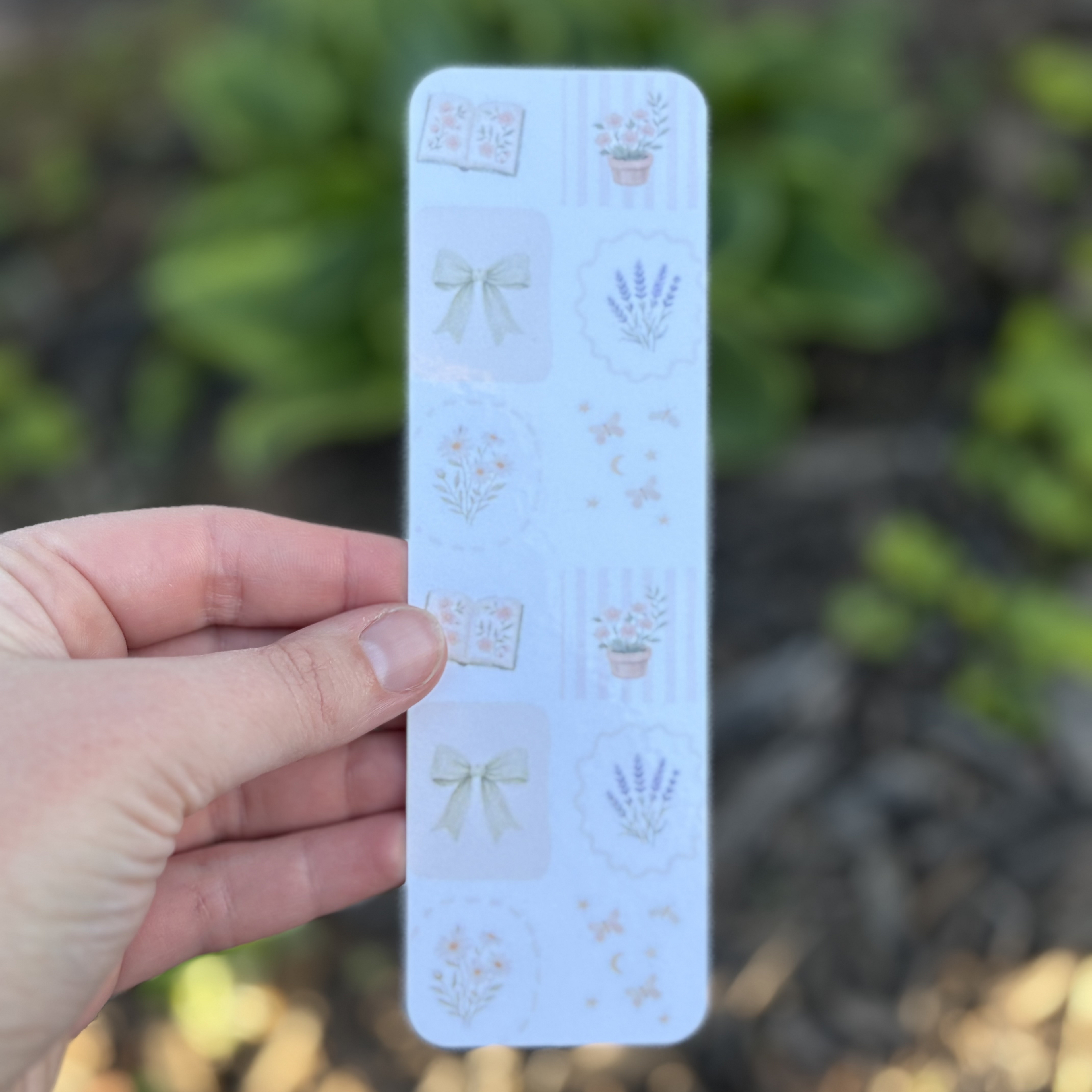 Bookmark Flower and Book Checkered