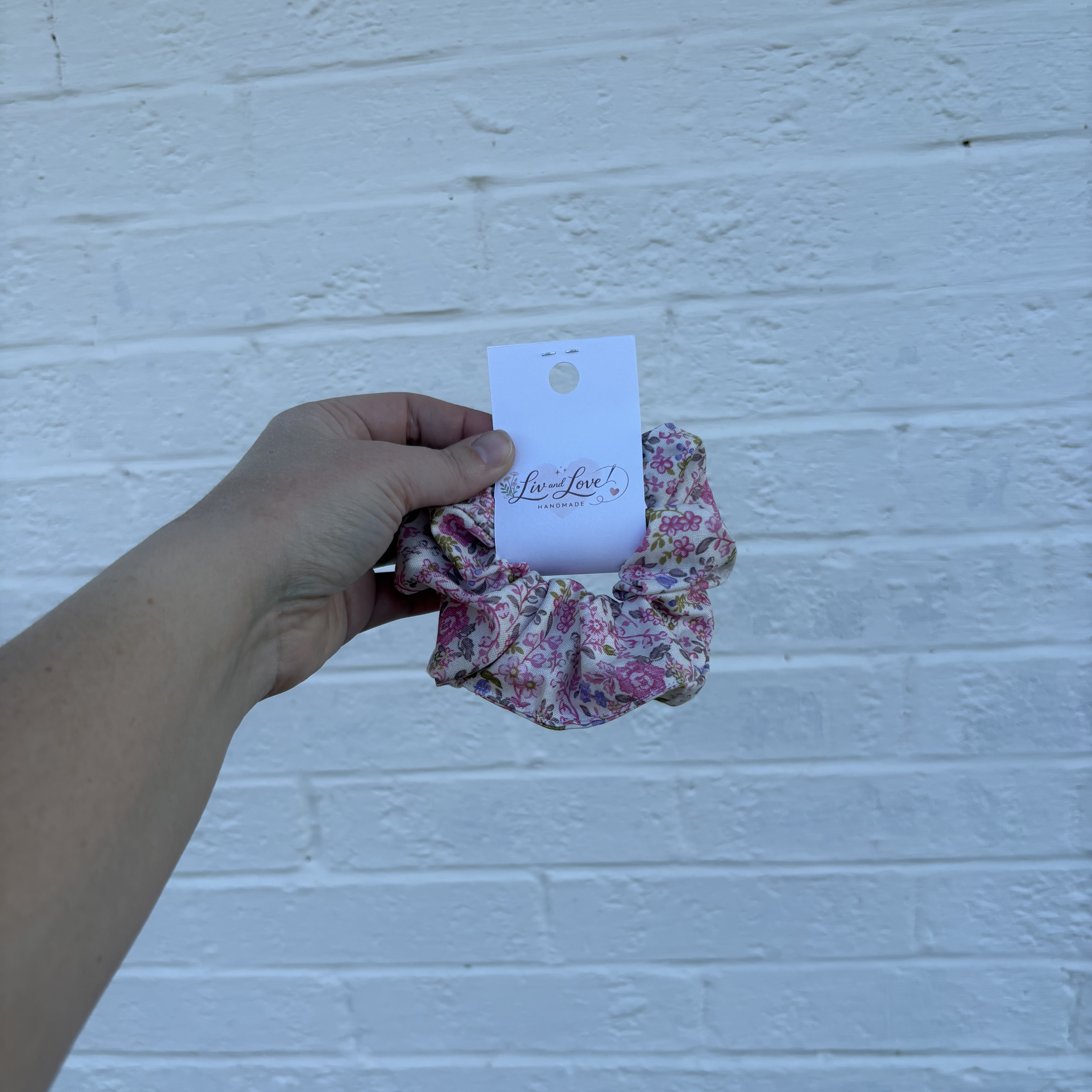 Scrunchie White with Pink Floral