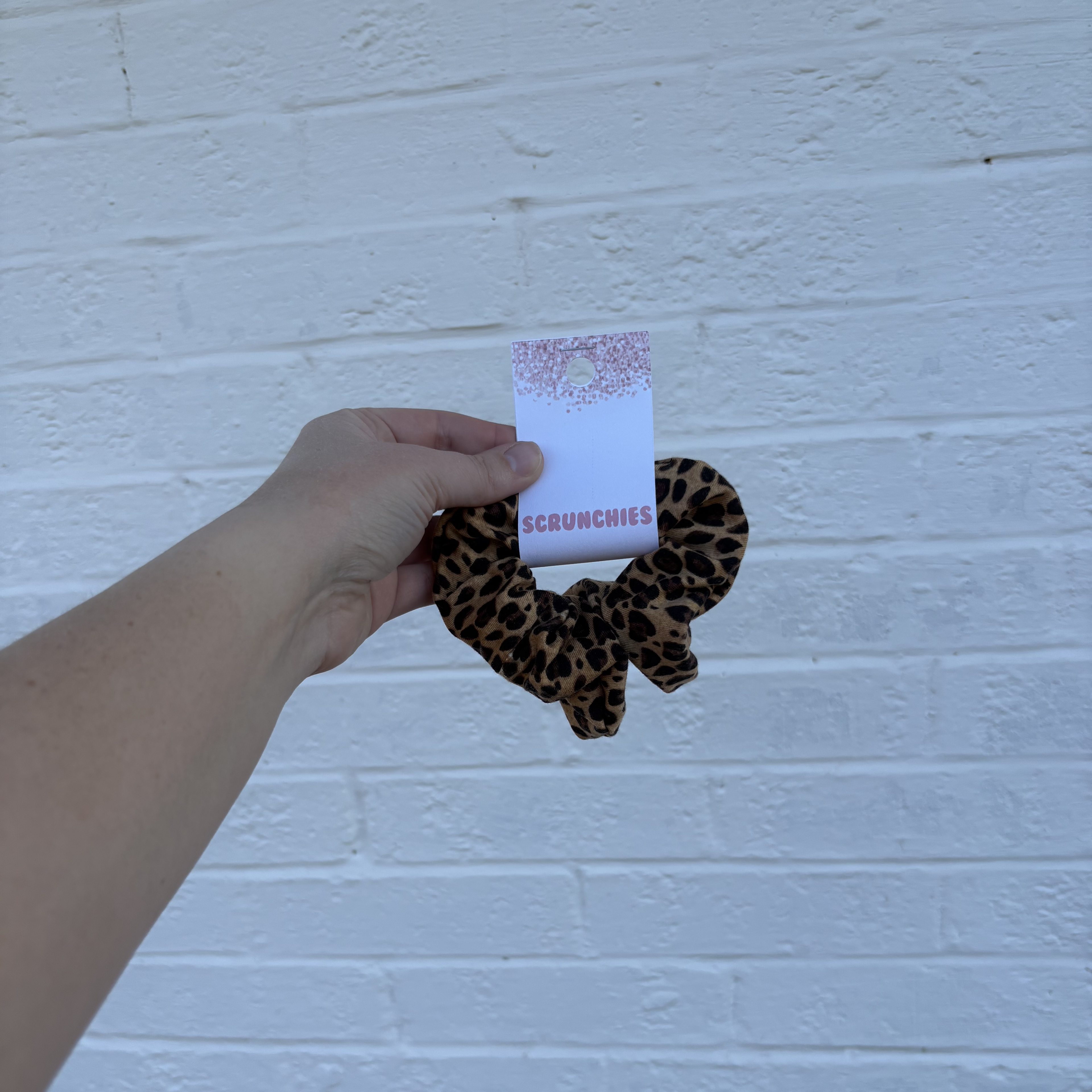 Scrunchie Cheetah Knit