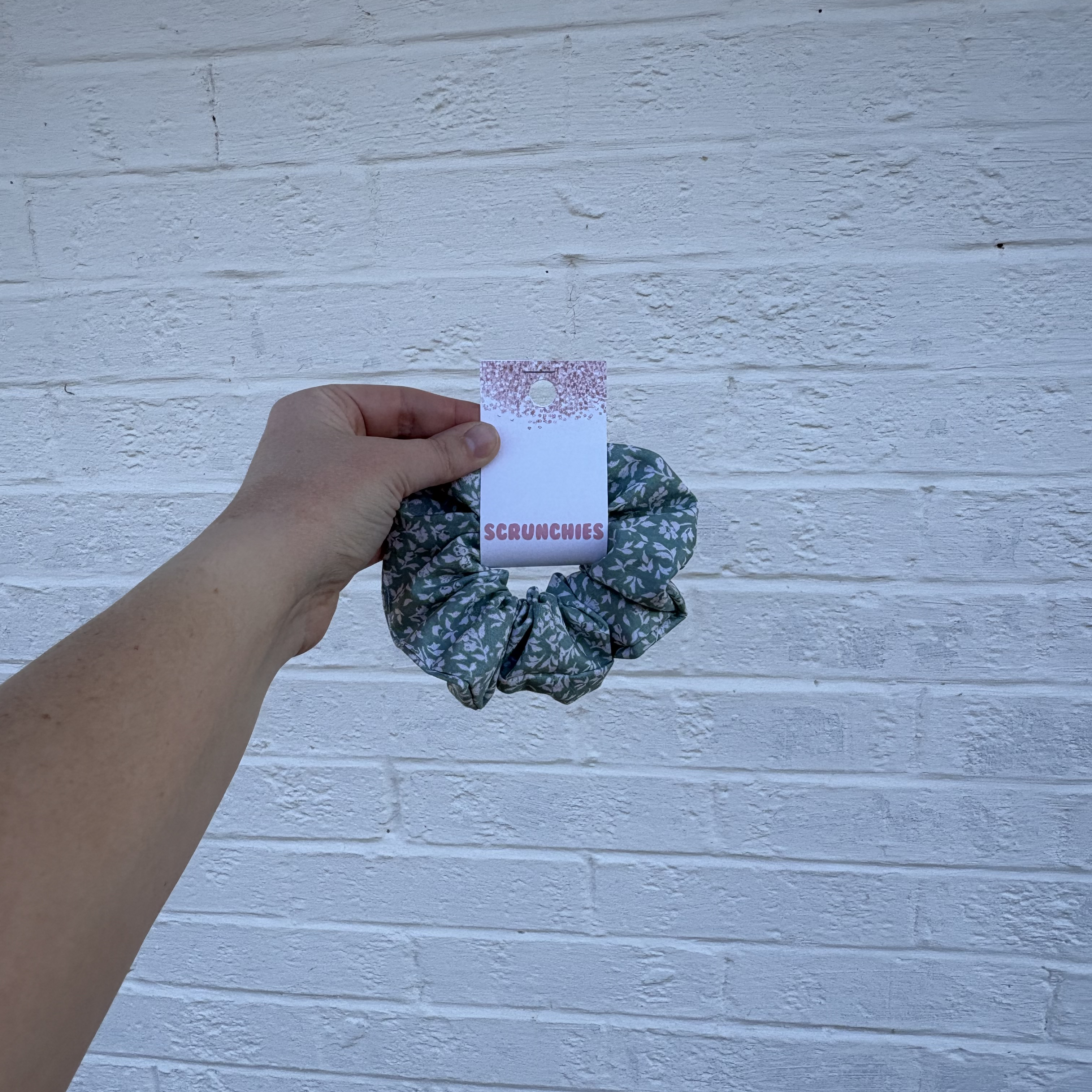 Scrunchie Green and White Floral